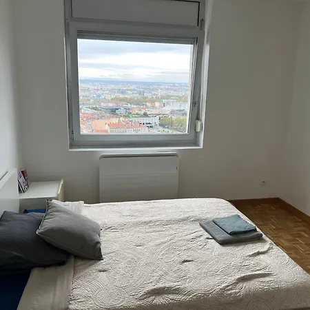 Chambre Dans Les Hauteurs De Lyon Proche Fourviere Chez L Hote Exterior photo