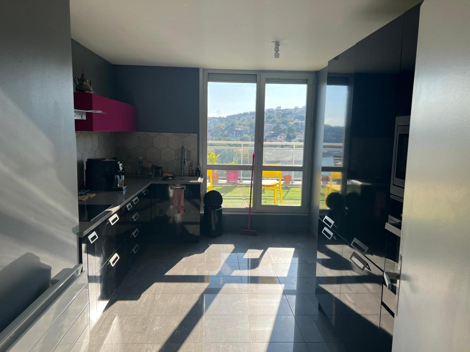 Dans Les Hauteurs De Proche Fourviere Chez L Séjour chez l'habitant *